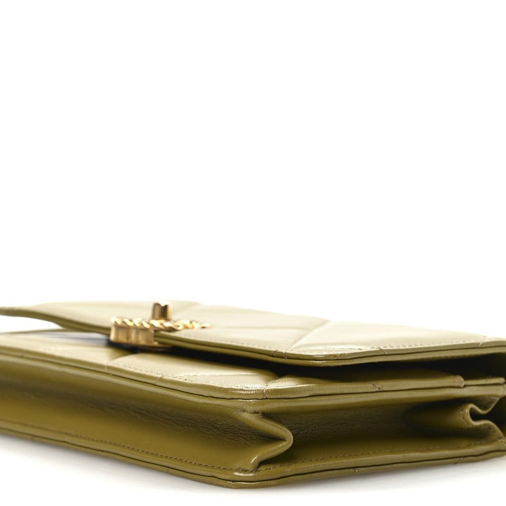 Lambskin Quilted Chanel 19 Wallet On Chain WOC Green