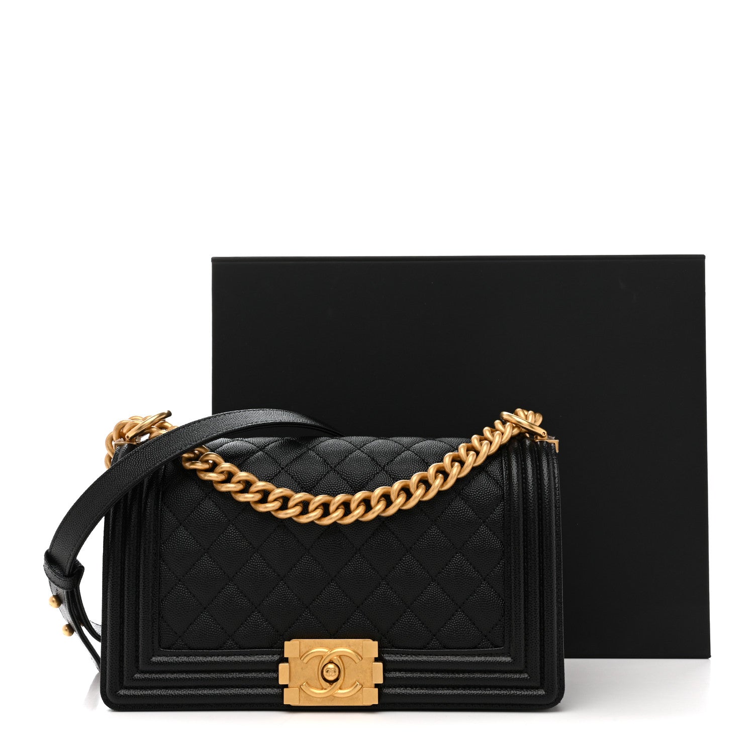 Caviar Quilted Medium Boy Flap Black