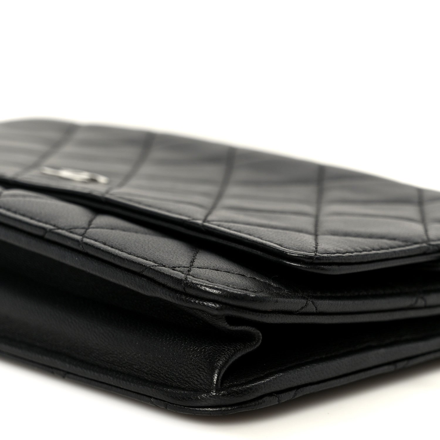 Lambskin Quilted Wallet On Chain WOC Black