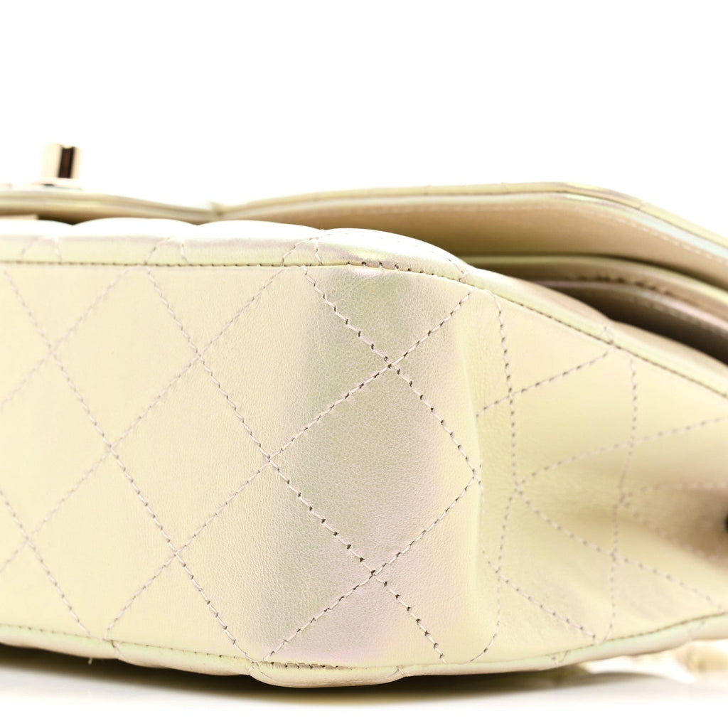 Iridescent Lambskin Quilted Medium Double Flap Ivory