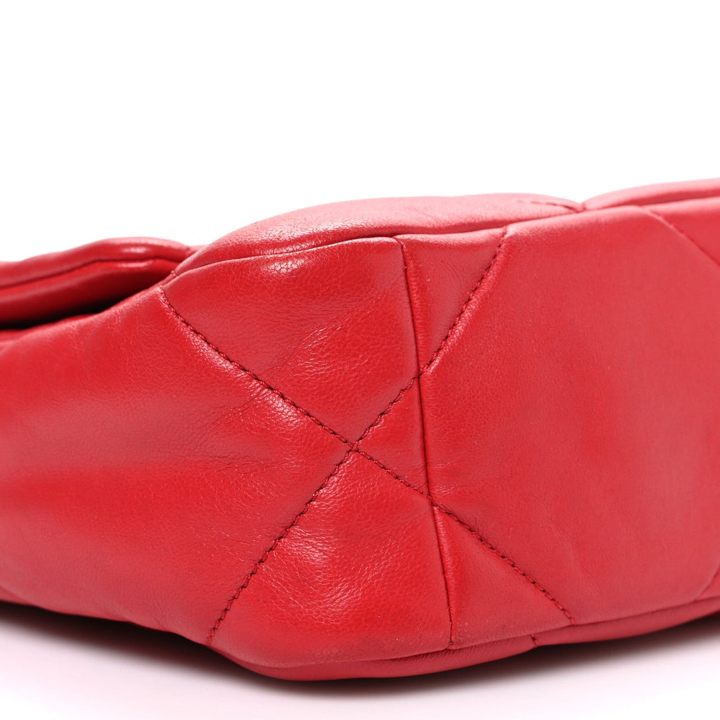 Lambskin Quilted Medium Chanel 19 Flap Red