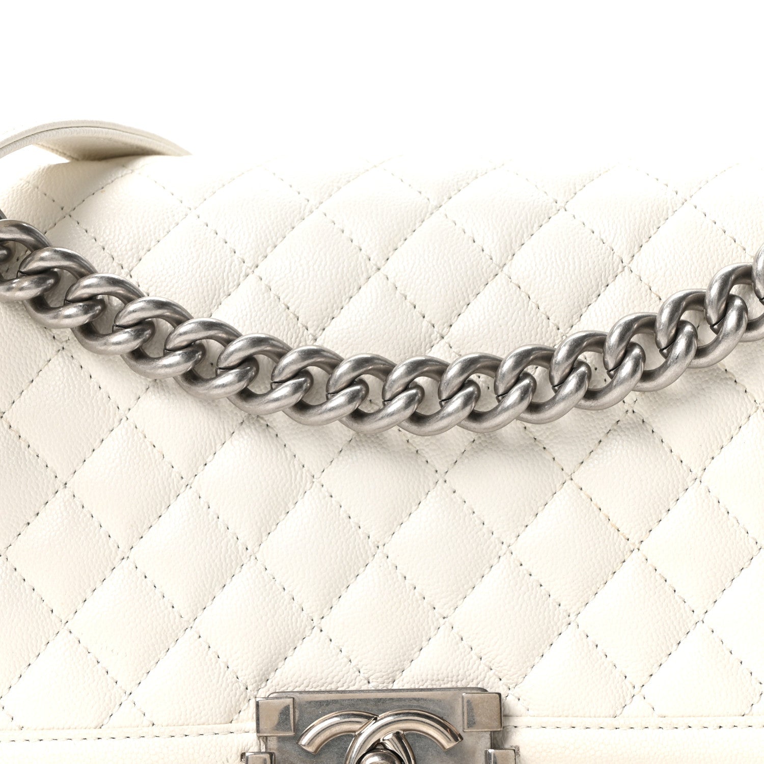 Caviar Quilted Medium Boy Flap White