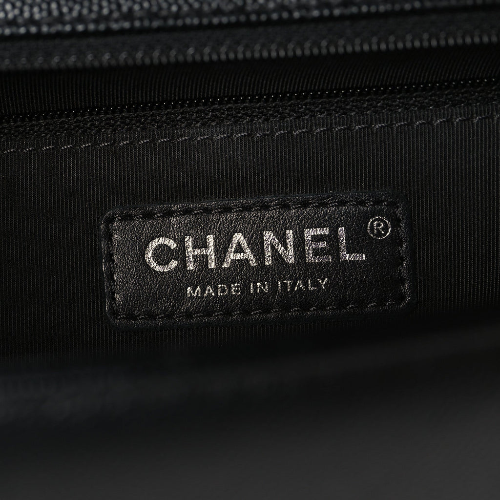 Caviar Quilted New Medium Boy Flap Black