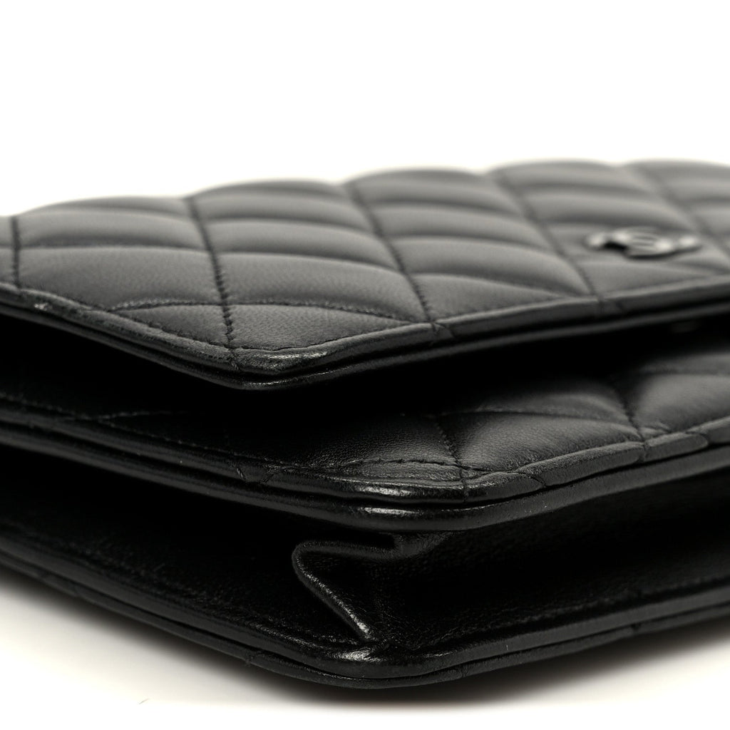 Pearly Lambskin Quilted Wallet On Chain WOC So Black