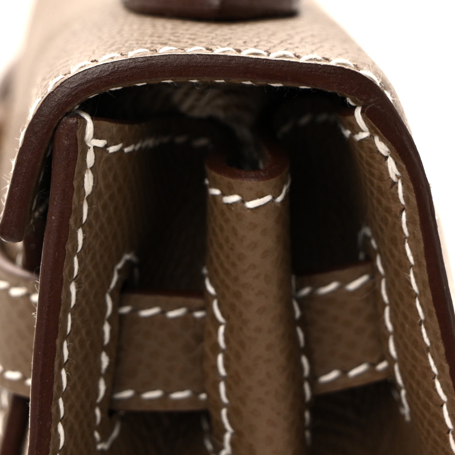 Epsom Kelly Sellier 25 Etoupe
