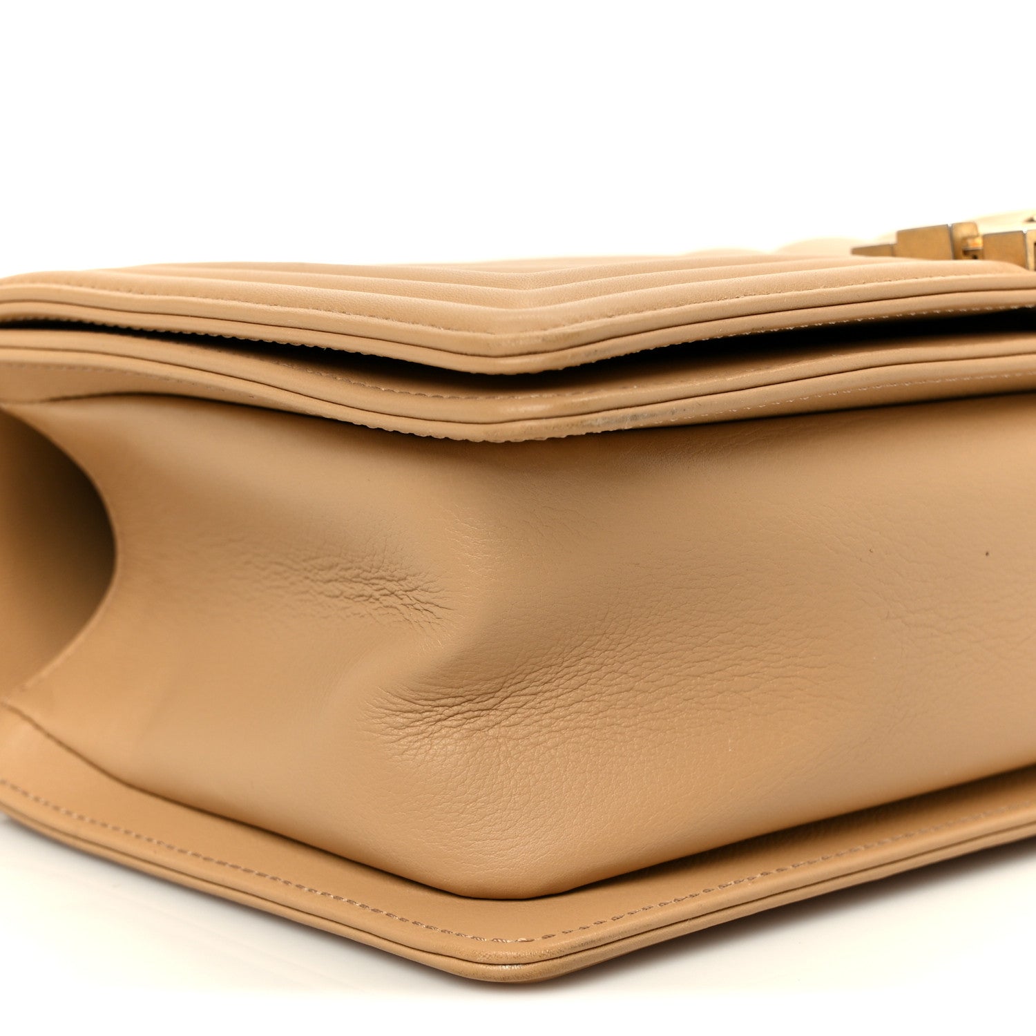 Lambskin Chevron Quilted Medium Boy Flap Beige