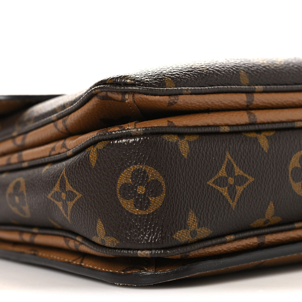 Reverse Monogram Pochette Metis