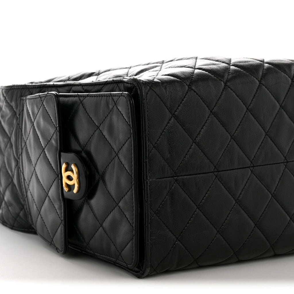 Shiny Crumpled Calfskin Quilted Medium Chanel 25 Handbag Black