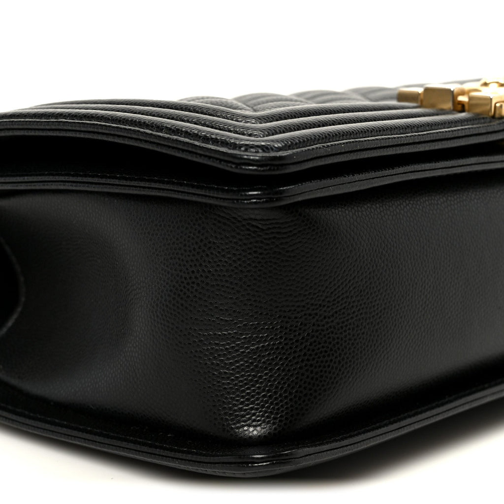 Caviar Quilted Medium Boy Flap Black