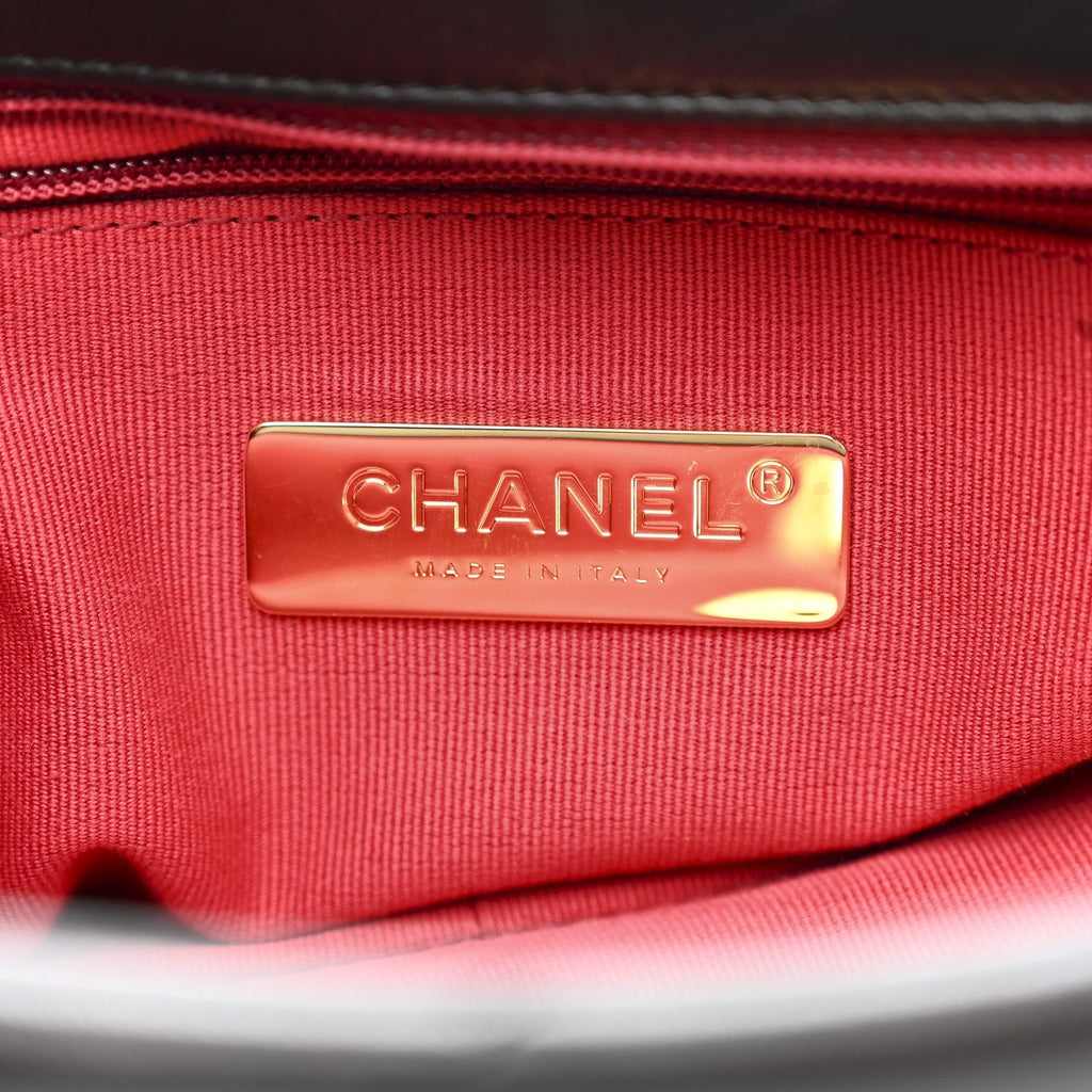 Lambskin Quilted Medium Chanel 19 Flap Black