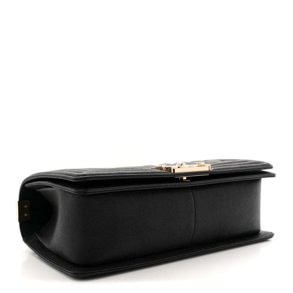 Caviar Chevron Quilted Medium Boy Flap Black