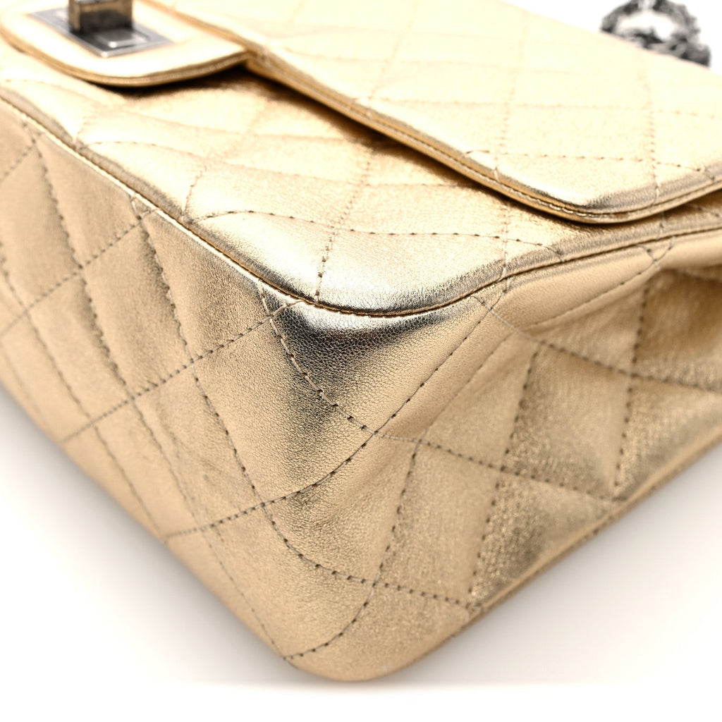 Metallic Aged Calfskin Quilted 2.55 Reissue 227 Flap Pale Gold