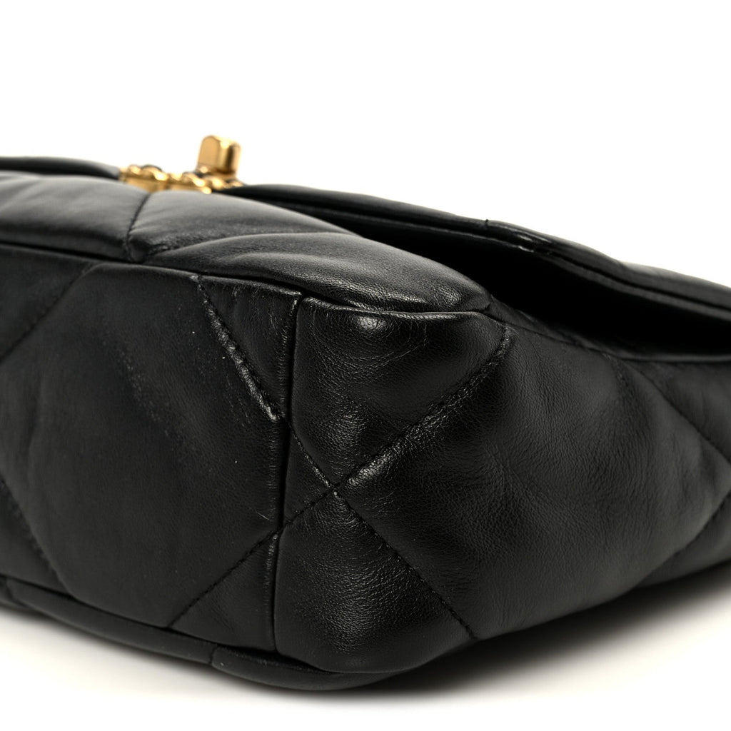 Lambskin Quilted Medium Chanel 19 Flap Black