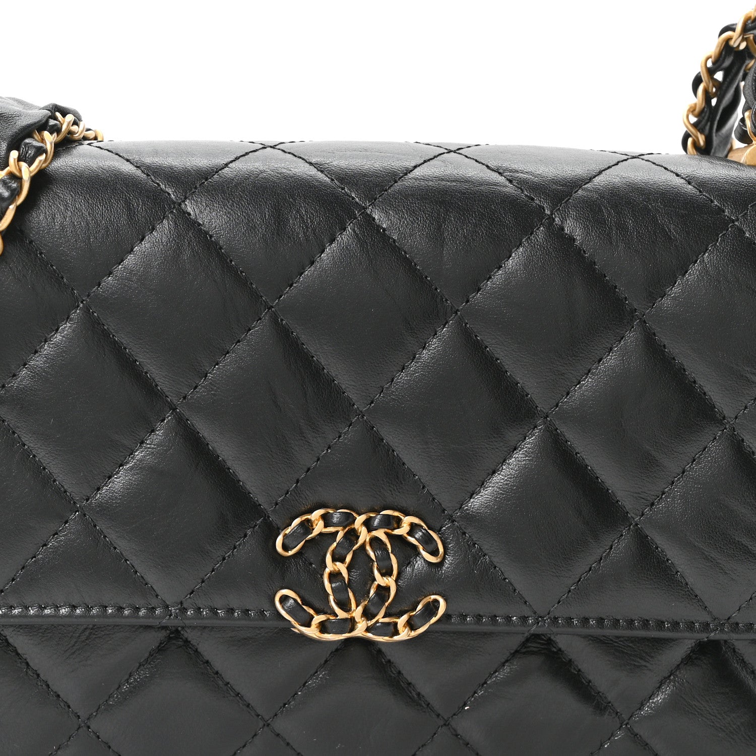 Lambskin Quilted Chanel 19 Chain Flap Wallet Black