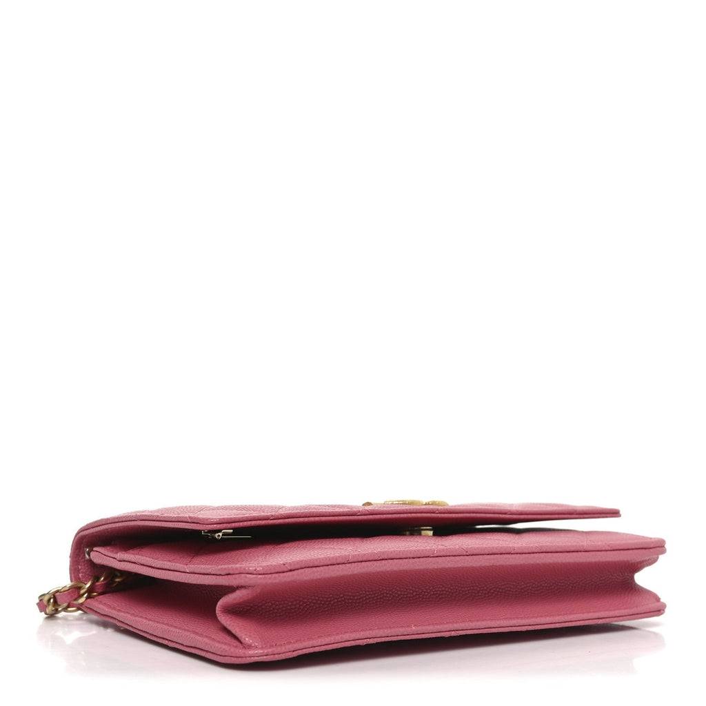 Caviar Quilted Textured CC Wallet On Chain WOC Pink