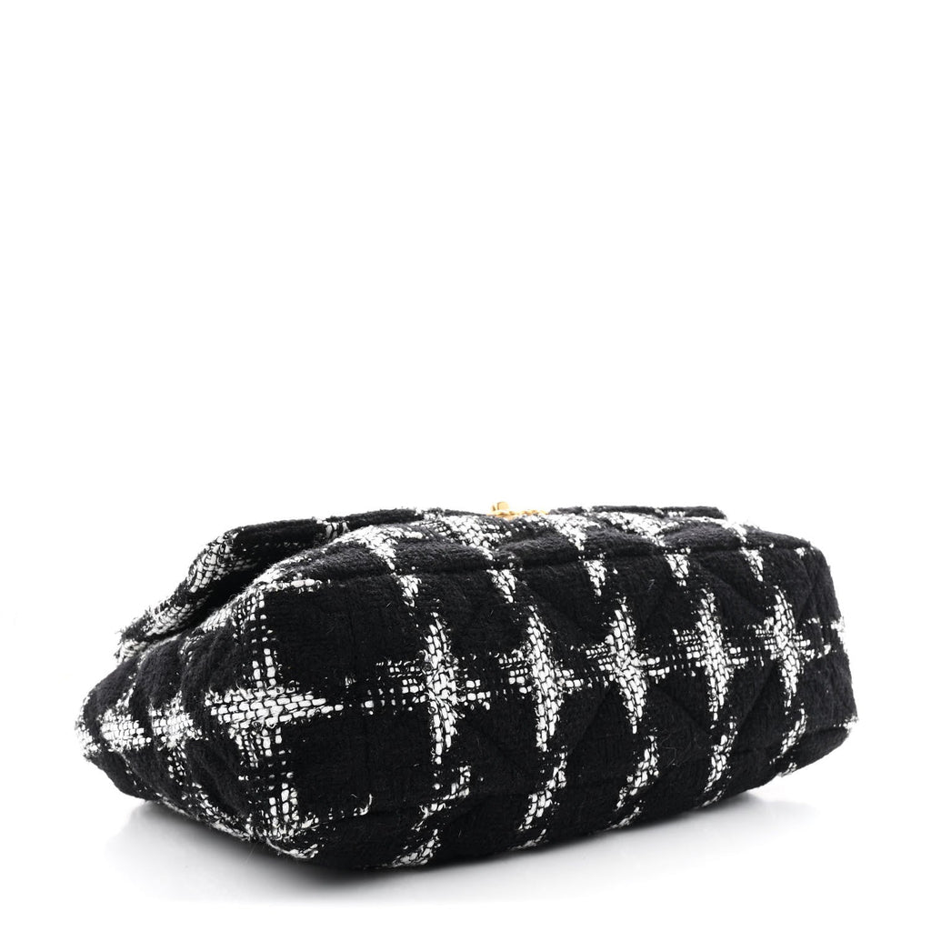 Tweed Quilted Maxi Chanel 19 Flap Black White