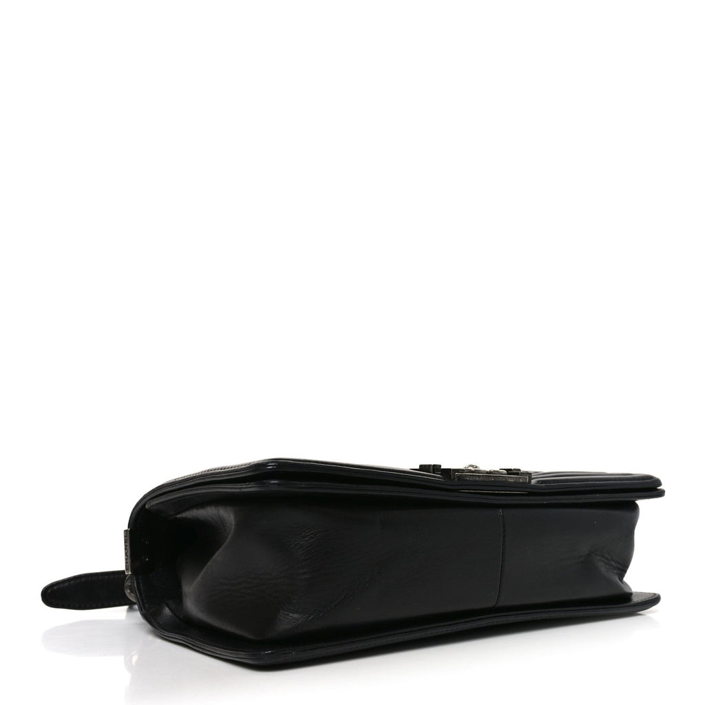 Calfskin Pleated Medium Boy Flap Black