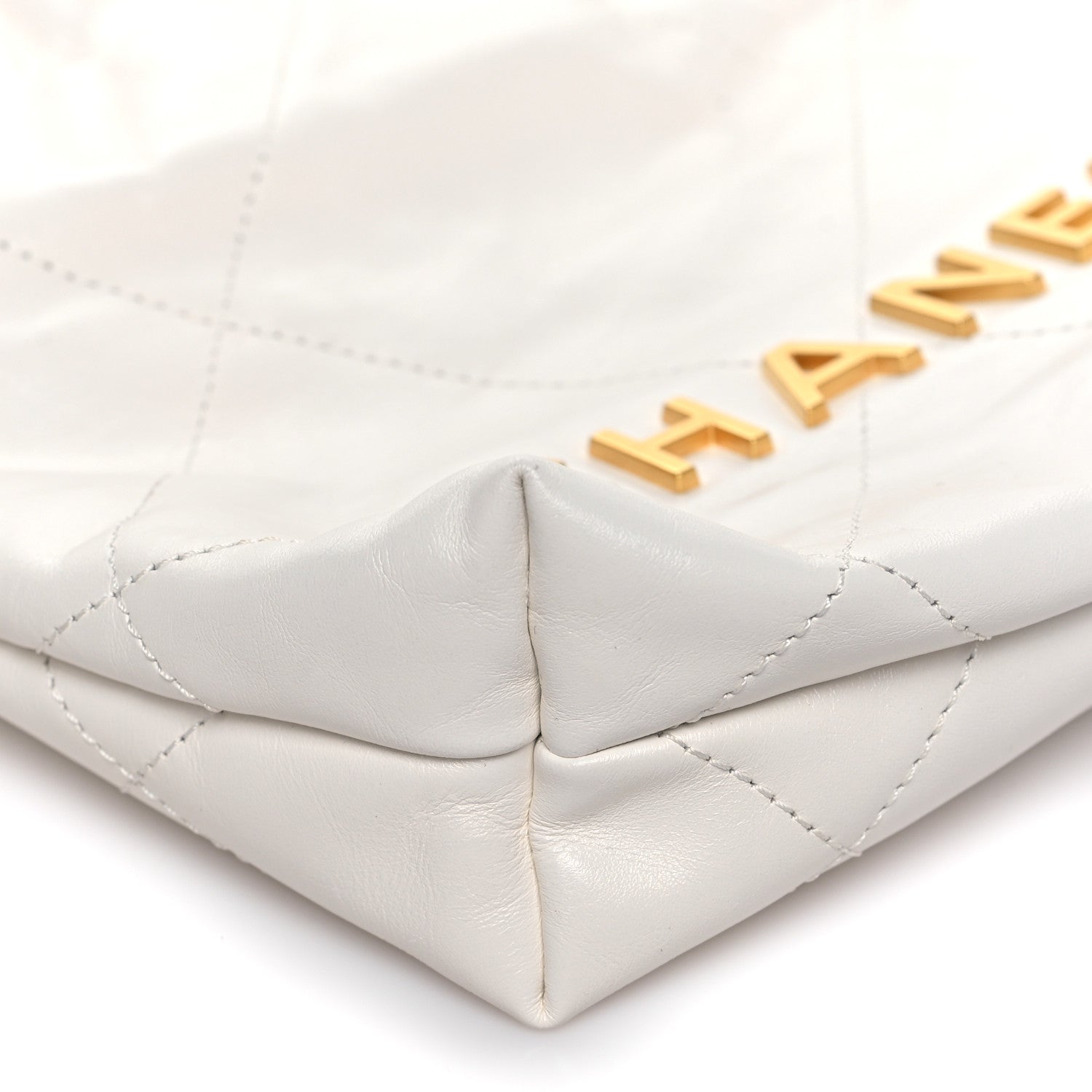 Shiny Calfskin Quilted Mini Chanel 22 White