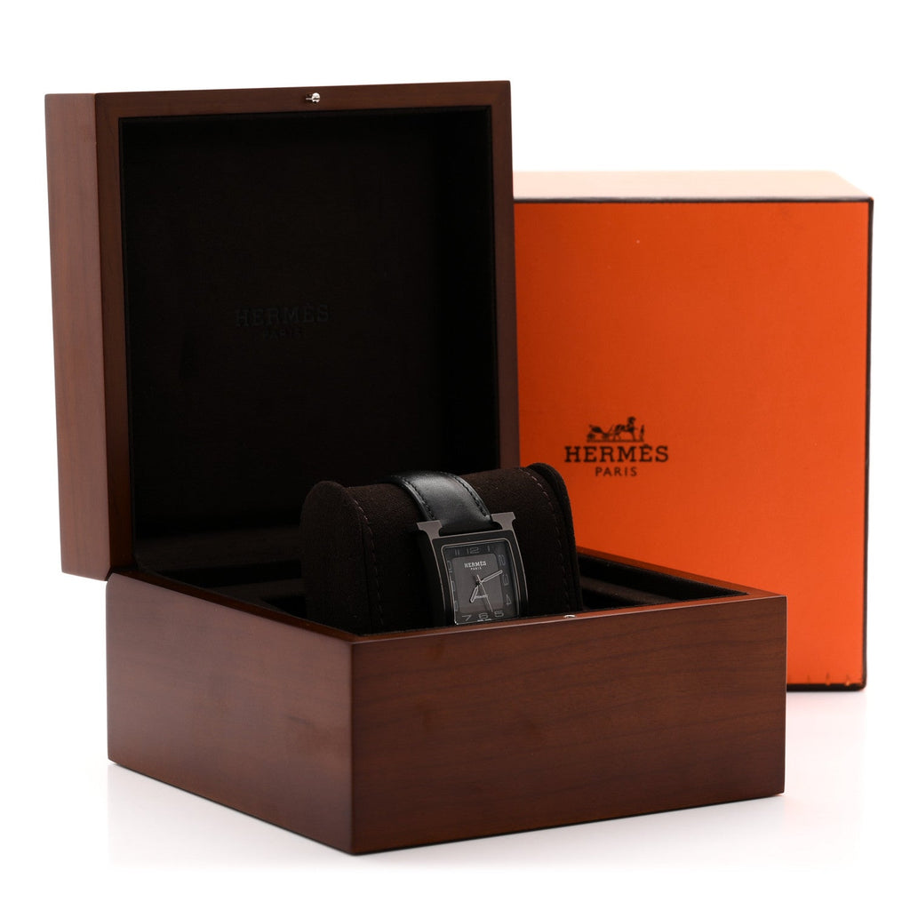 Titanium Barenia 30mm Heure H Hour Quartz Watch Noir