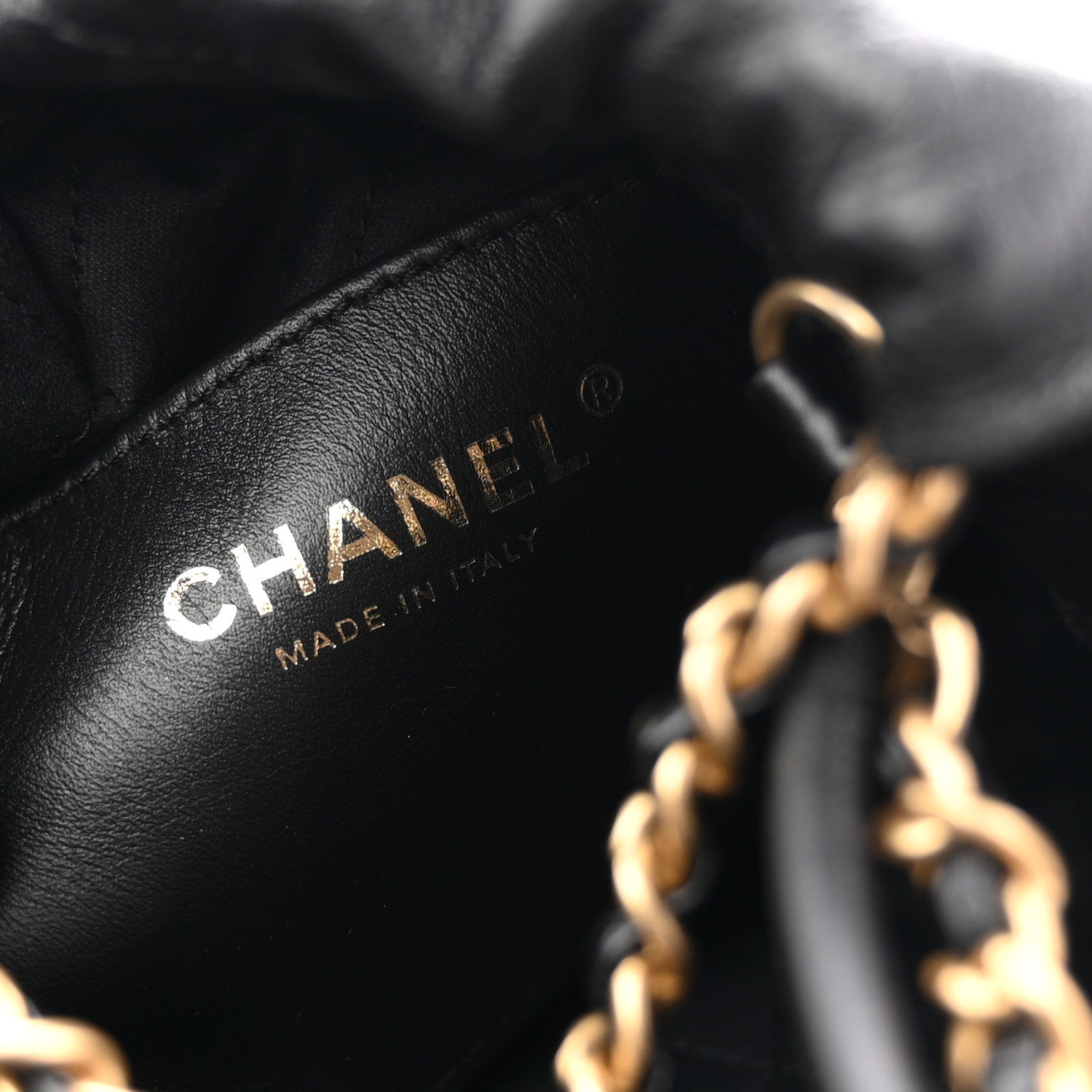 Shiny Crumpled Calfskin Quilted Pearl Mini Chanel 22 Black