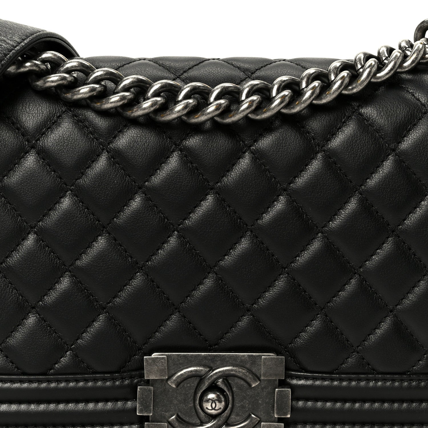 Calfskin Quilted Medium Boy Flap Black