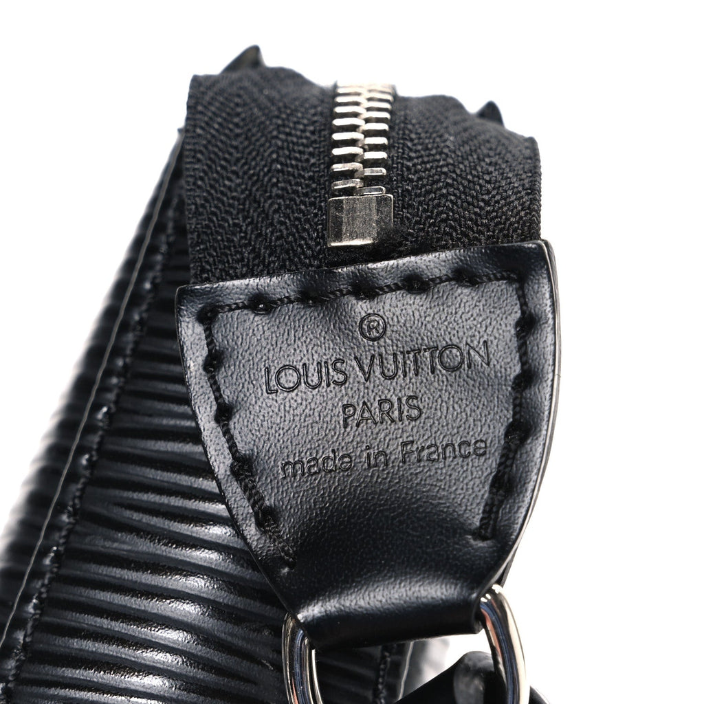 Epi Pochette Accessories NM Black