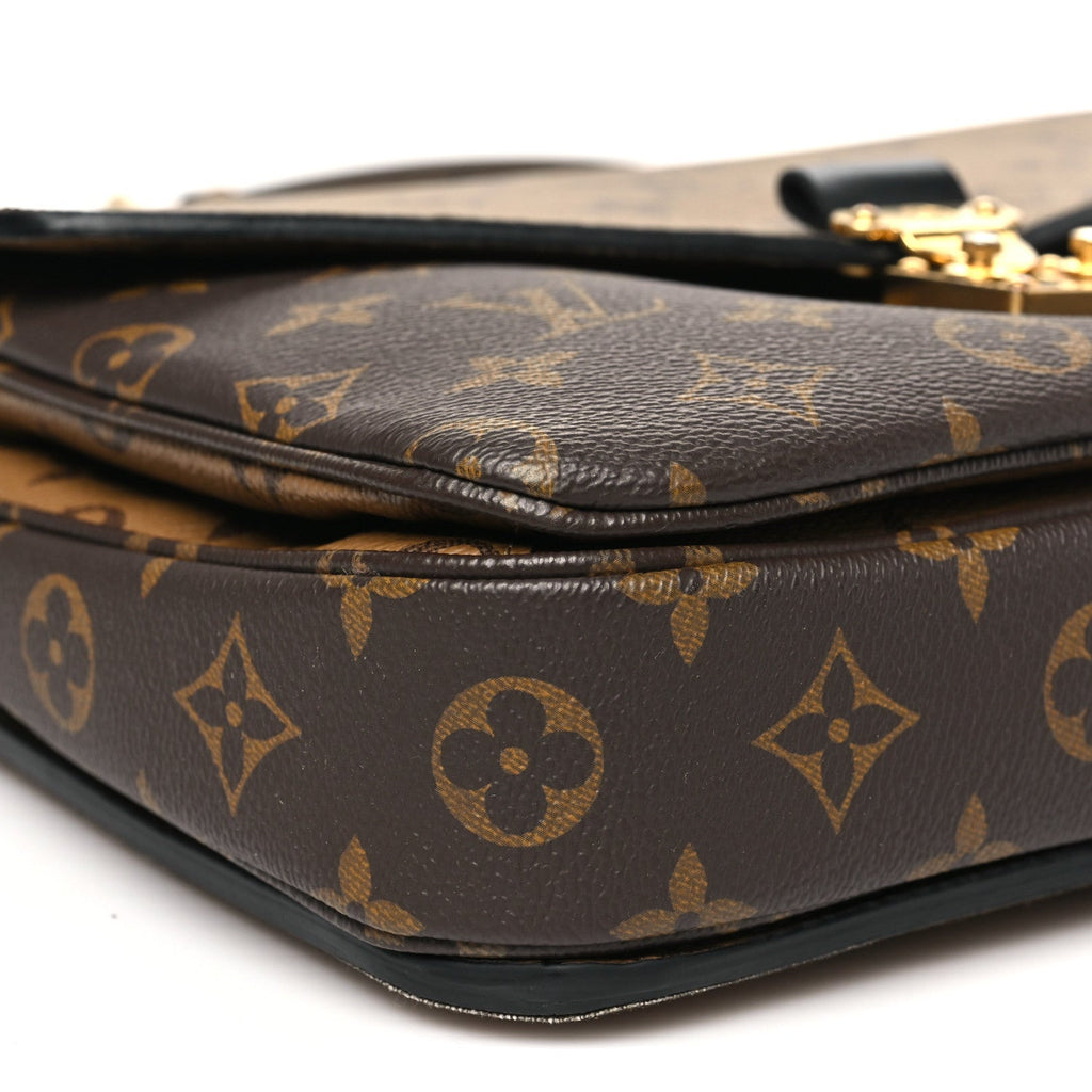 Reverse Monogram Pochette Metis
