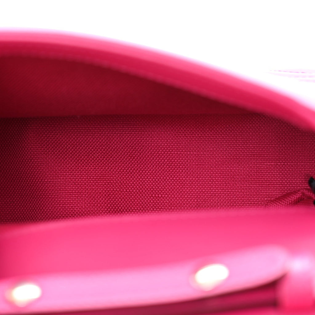Calfskin Matelasse Monochrome Mini GG Marmont Top Handle Shoulder Bag Classic Fuxia