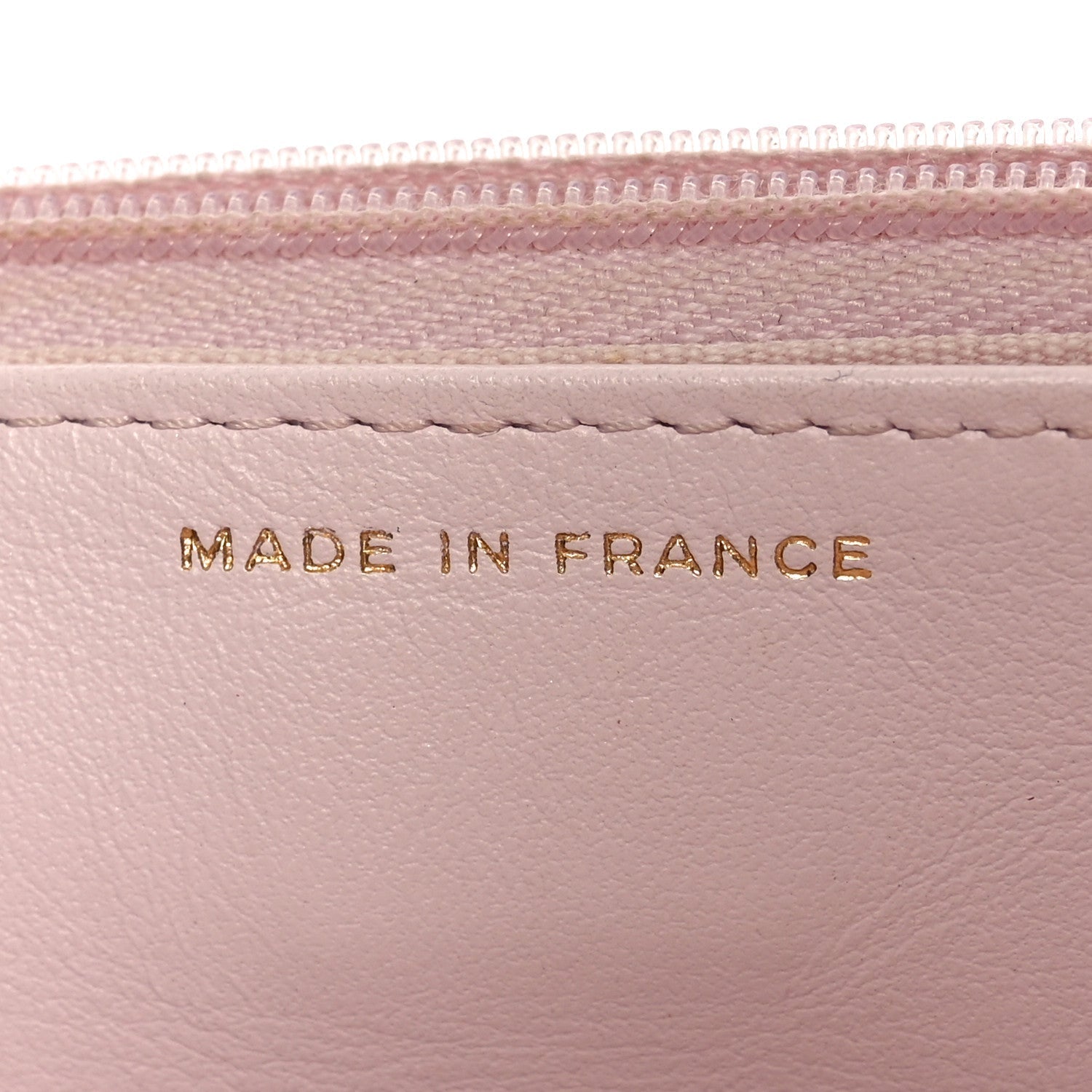 Caviar Quilted Wallet on Chain WOC Light Pink