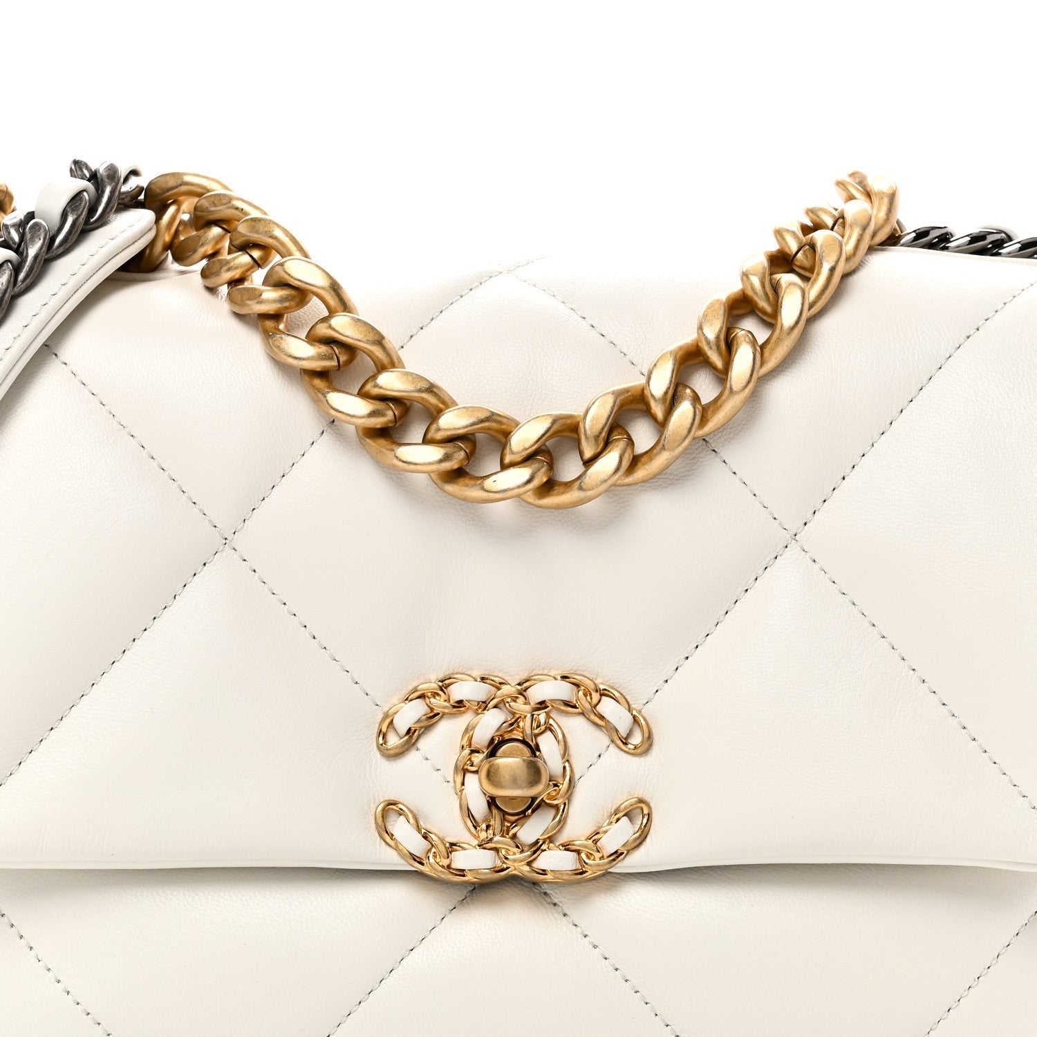Goatskin Quilted Medium Chanel 19 Flap White