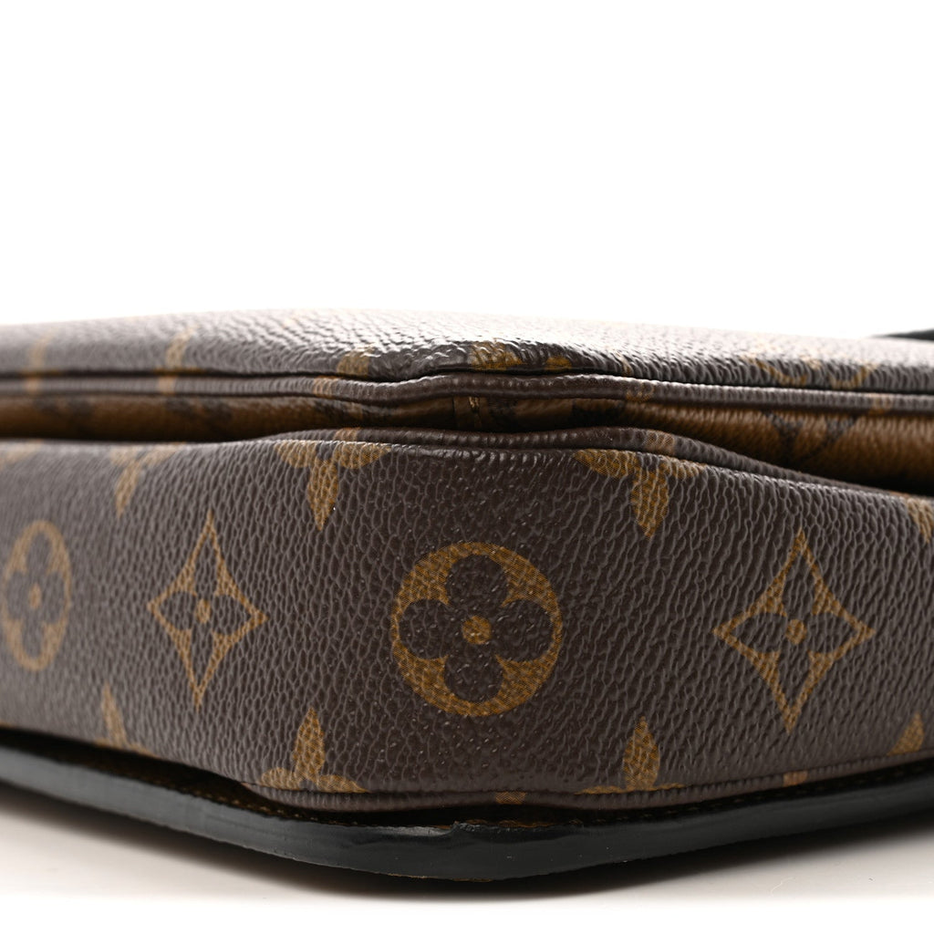 Reverse Monogram Pochette Metis