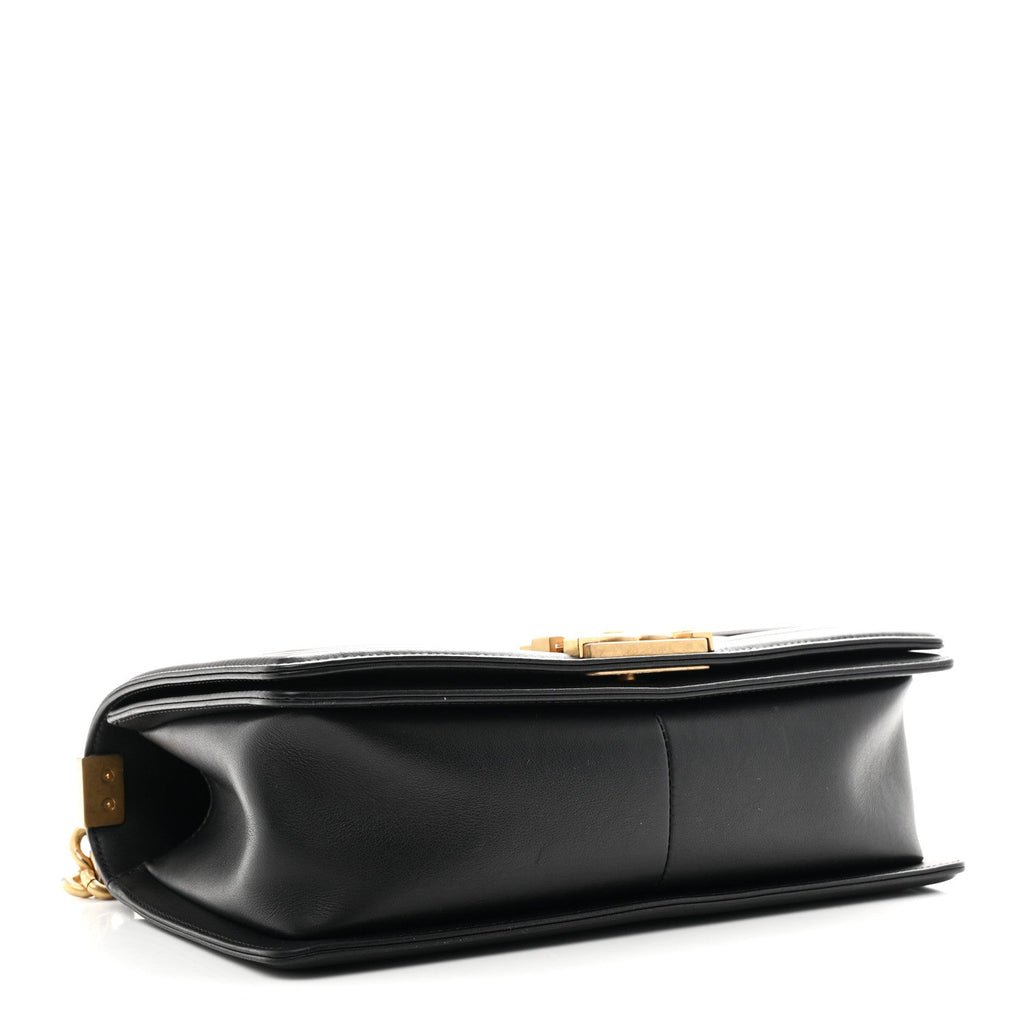 Lambskin Quilted Medium Boy Flap Black