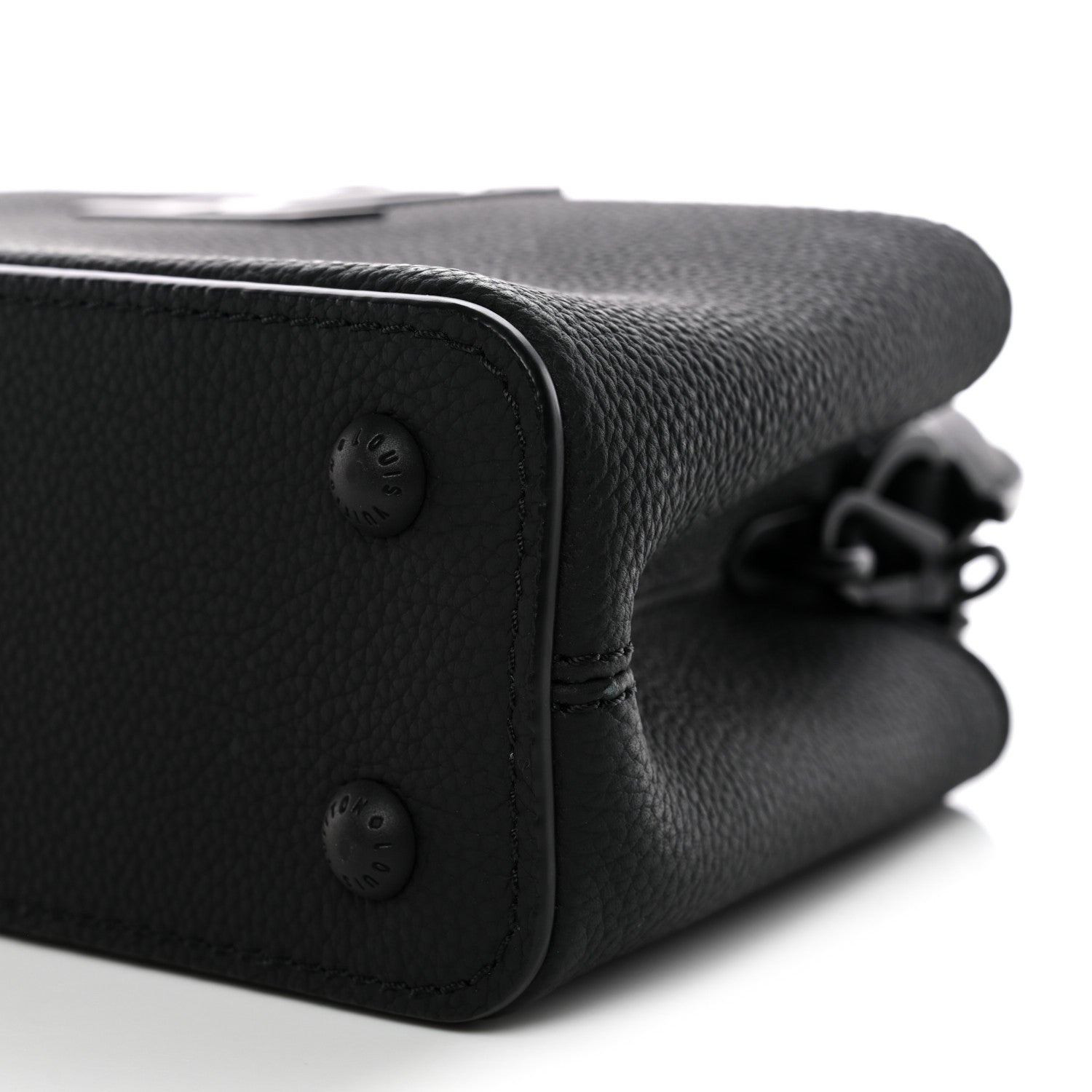 Matte Taurillon Capucines East West Mini All Black
