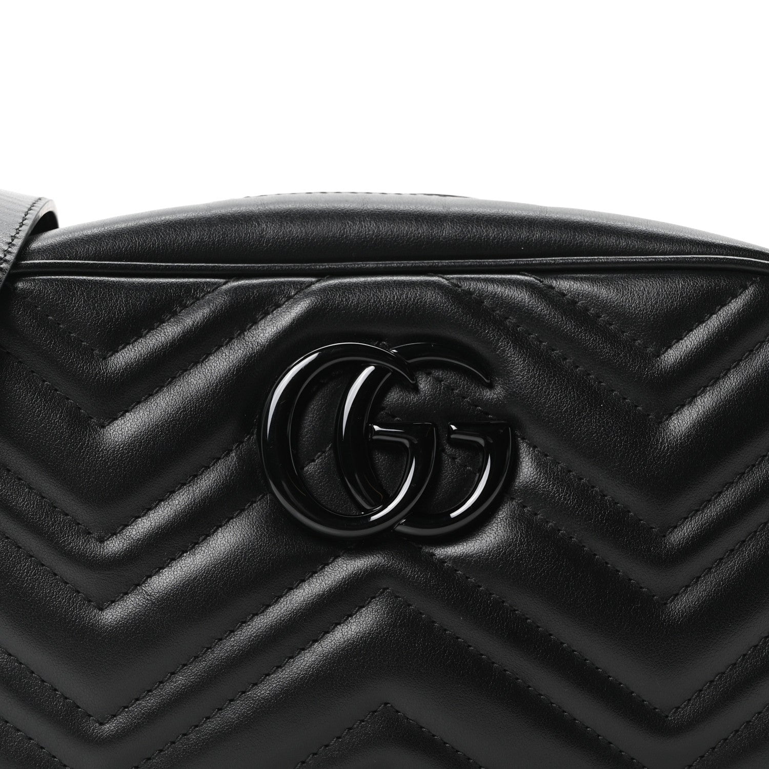 Calfskin Matelasse Monochrome Small GG Marmont Chain Shoulder Bag Black