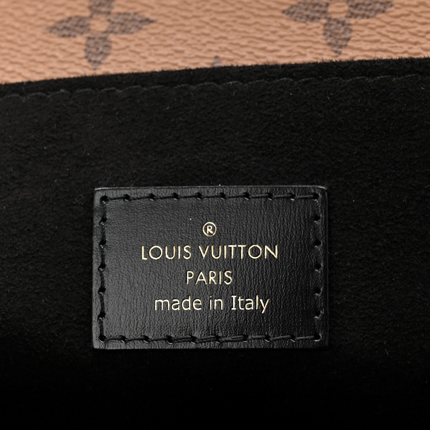 Reverse Monogram Pochette Metis
