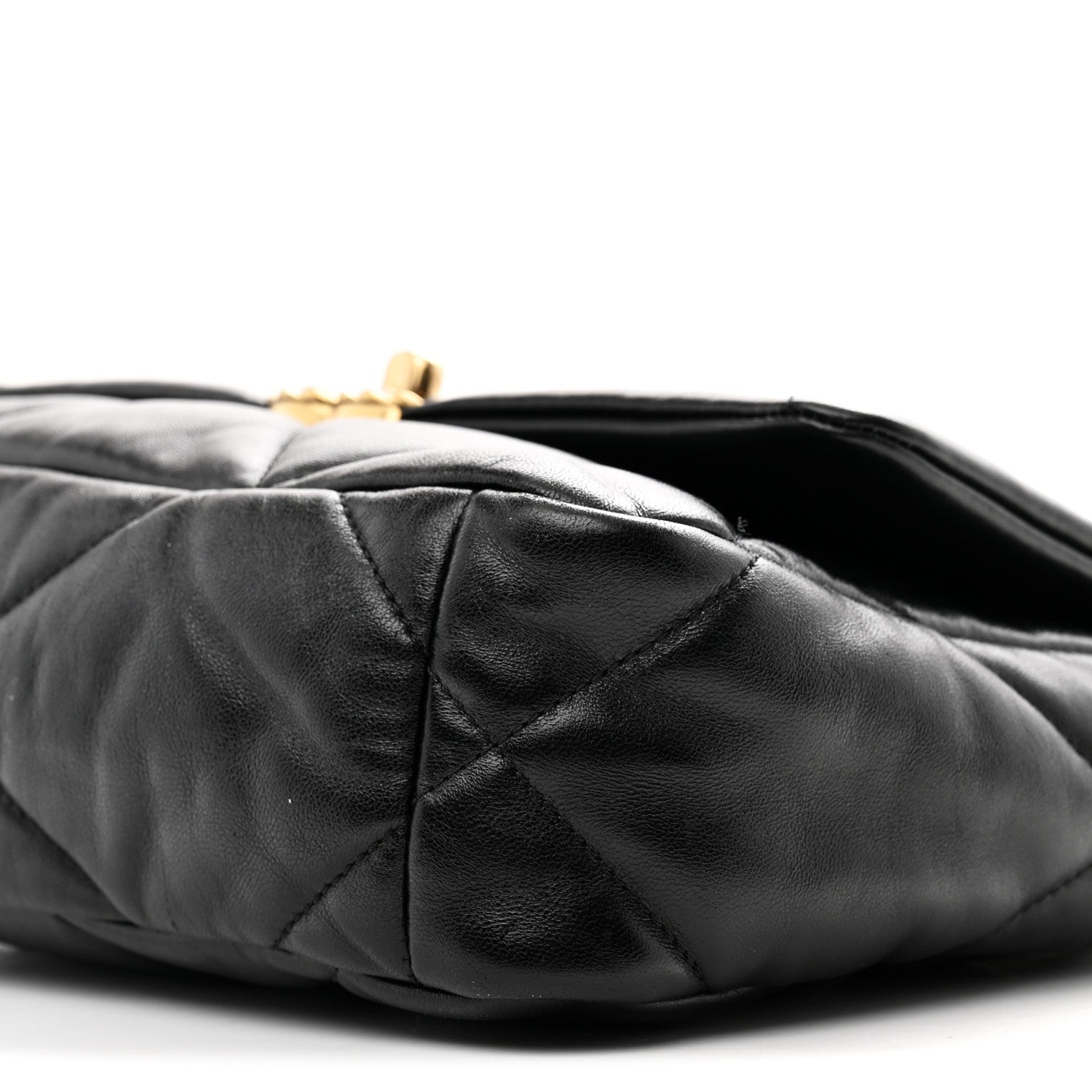 Lambskin Quilted Medium Chanel 19 Flap Black