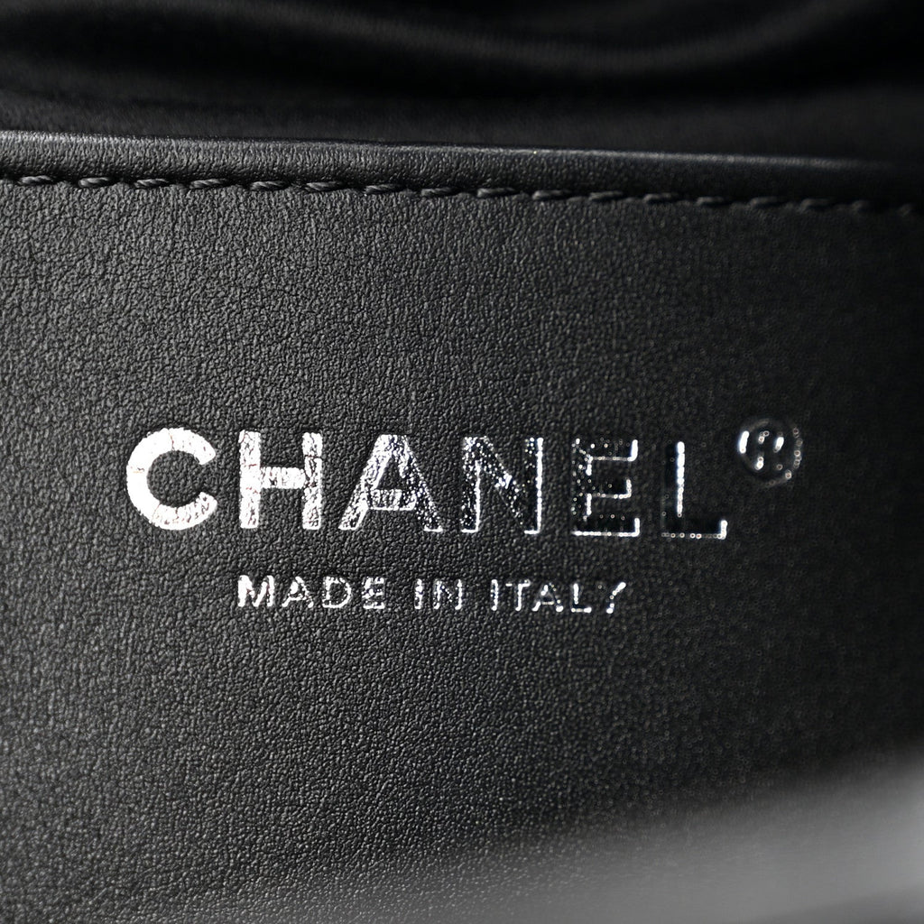 Shiny Crumpled Calfskin Quilted Small Chanel 25 Handbag Black