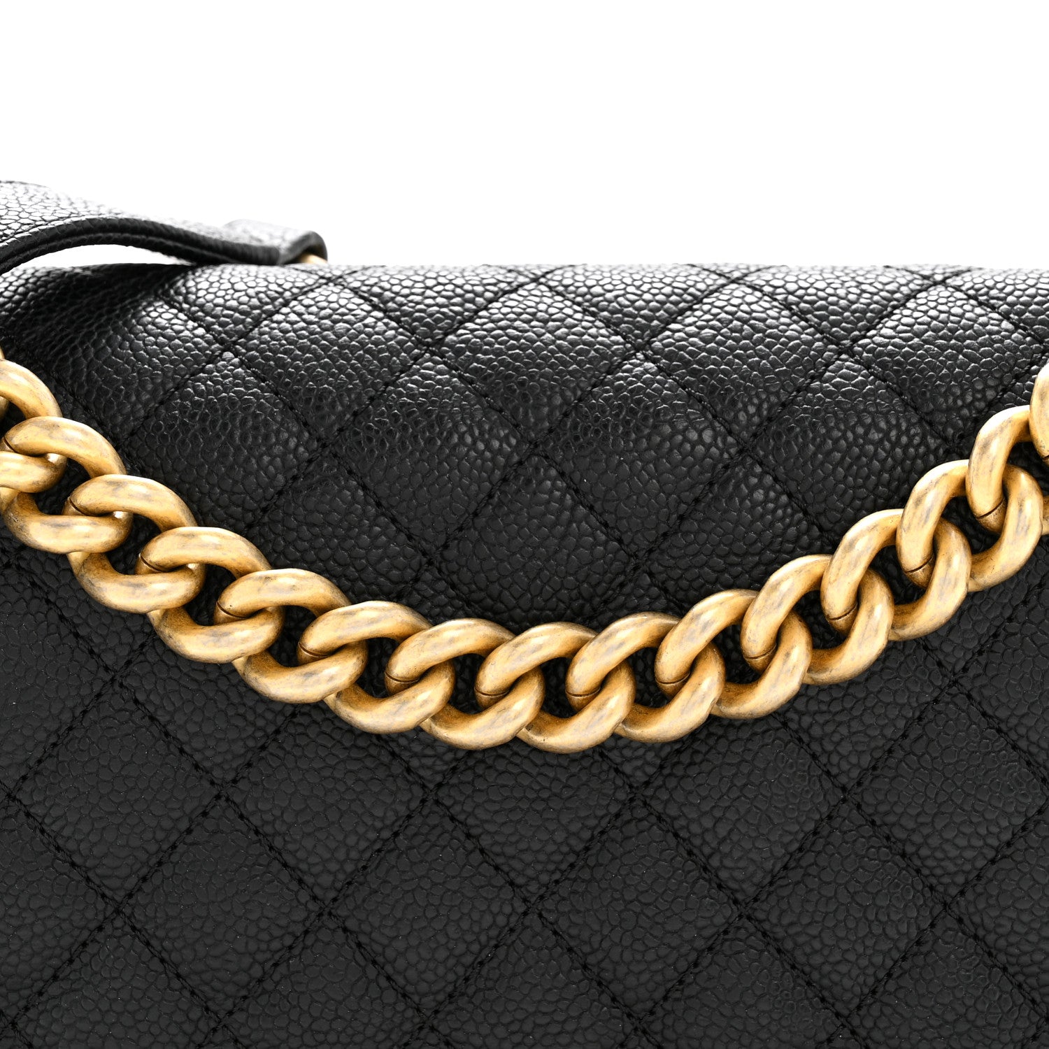 Caviar Quilted Medium Boy Flap Black