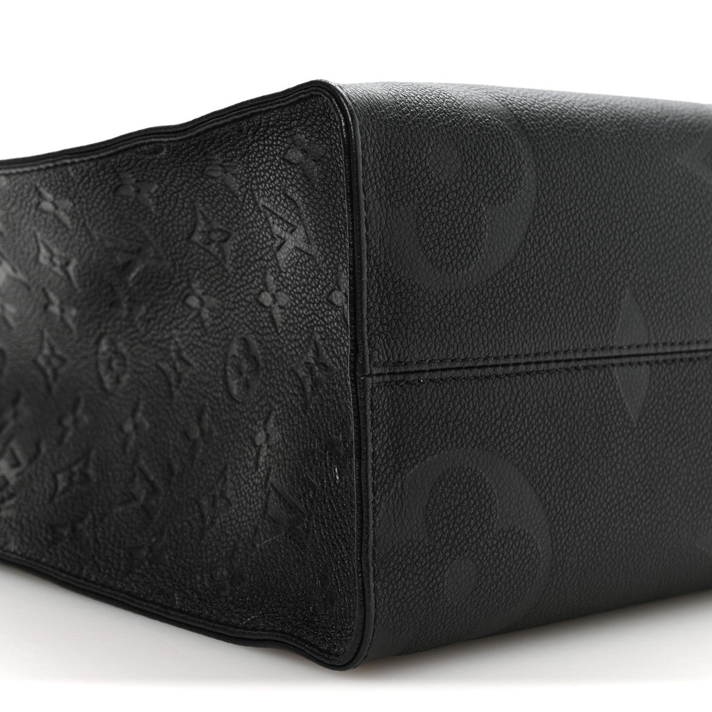 Empreinte Monogram Giant Onthego MM Black