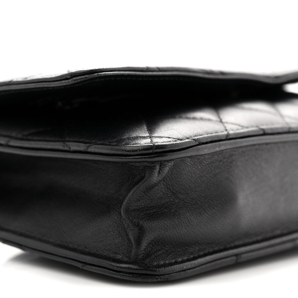 Lambskin Quilted Wallet On Chain WOC Black