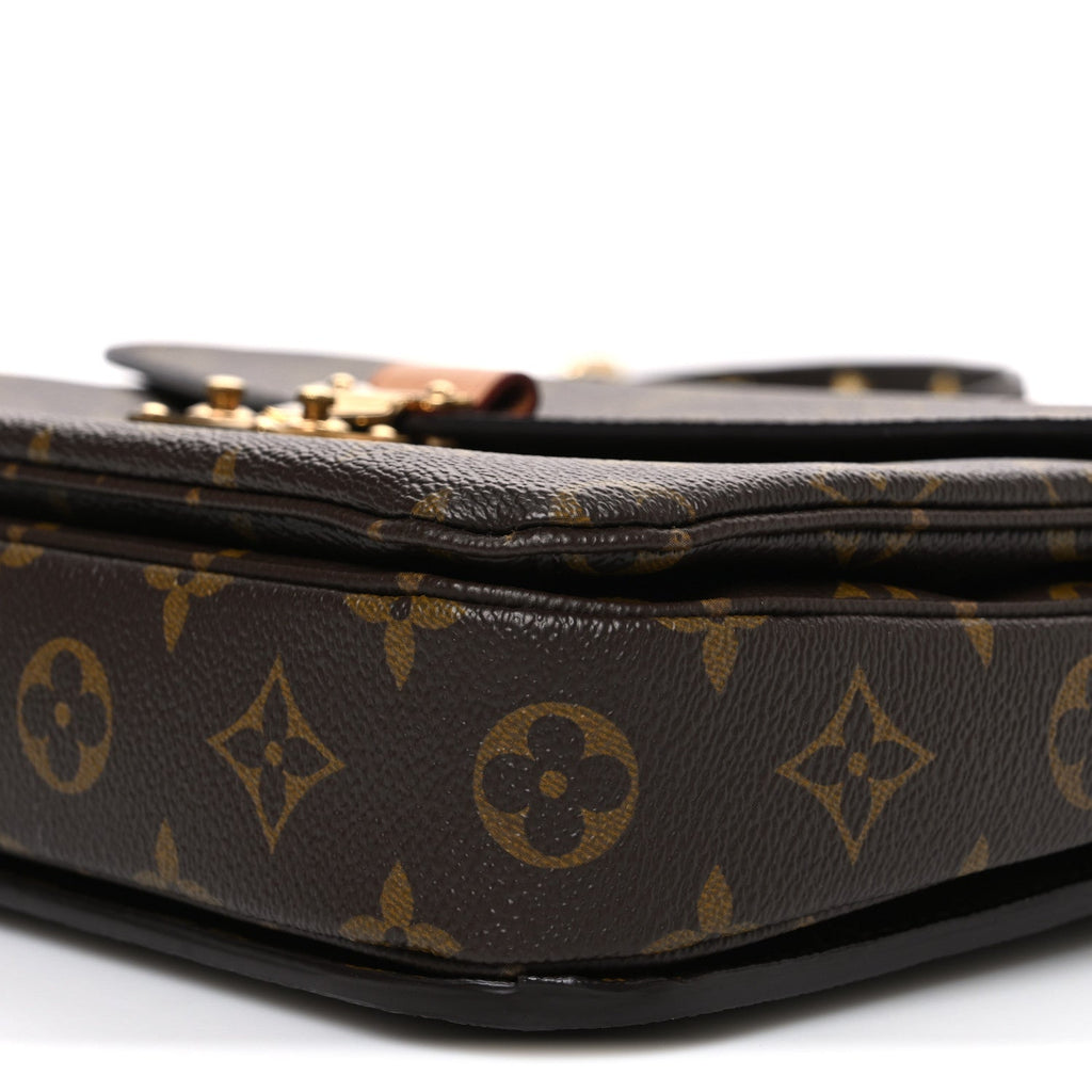 Monogram Pochette Metis