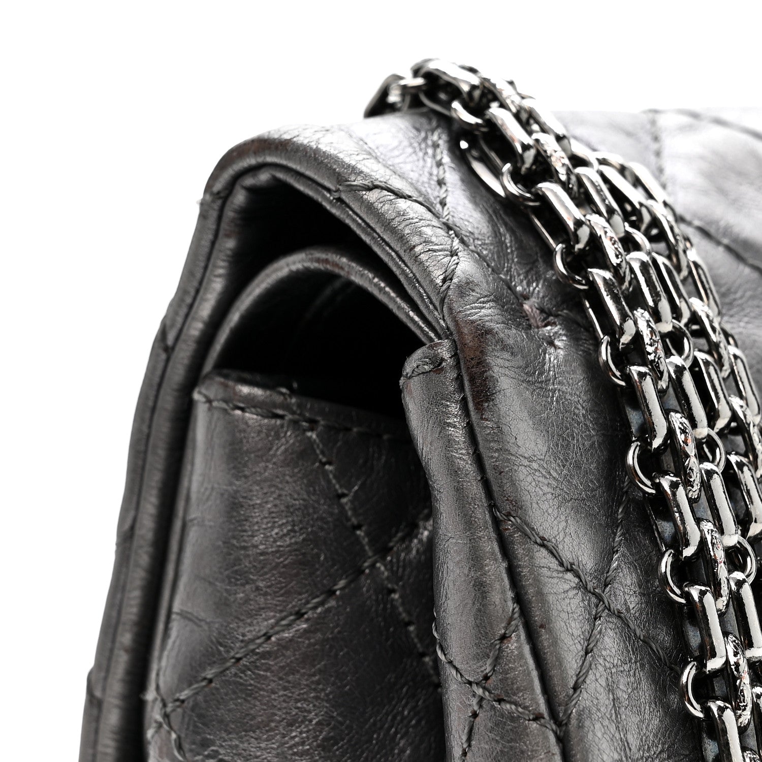 Metallic Aged Calfskin Quilted 2.55 Reissue 226 Flap Dark Silver