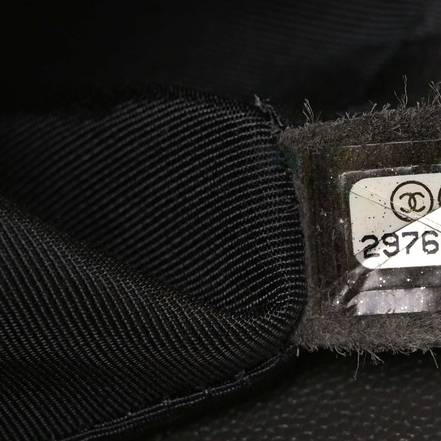 Caviar Quilted Medium Boy Flap Dark Grey