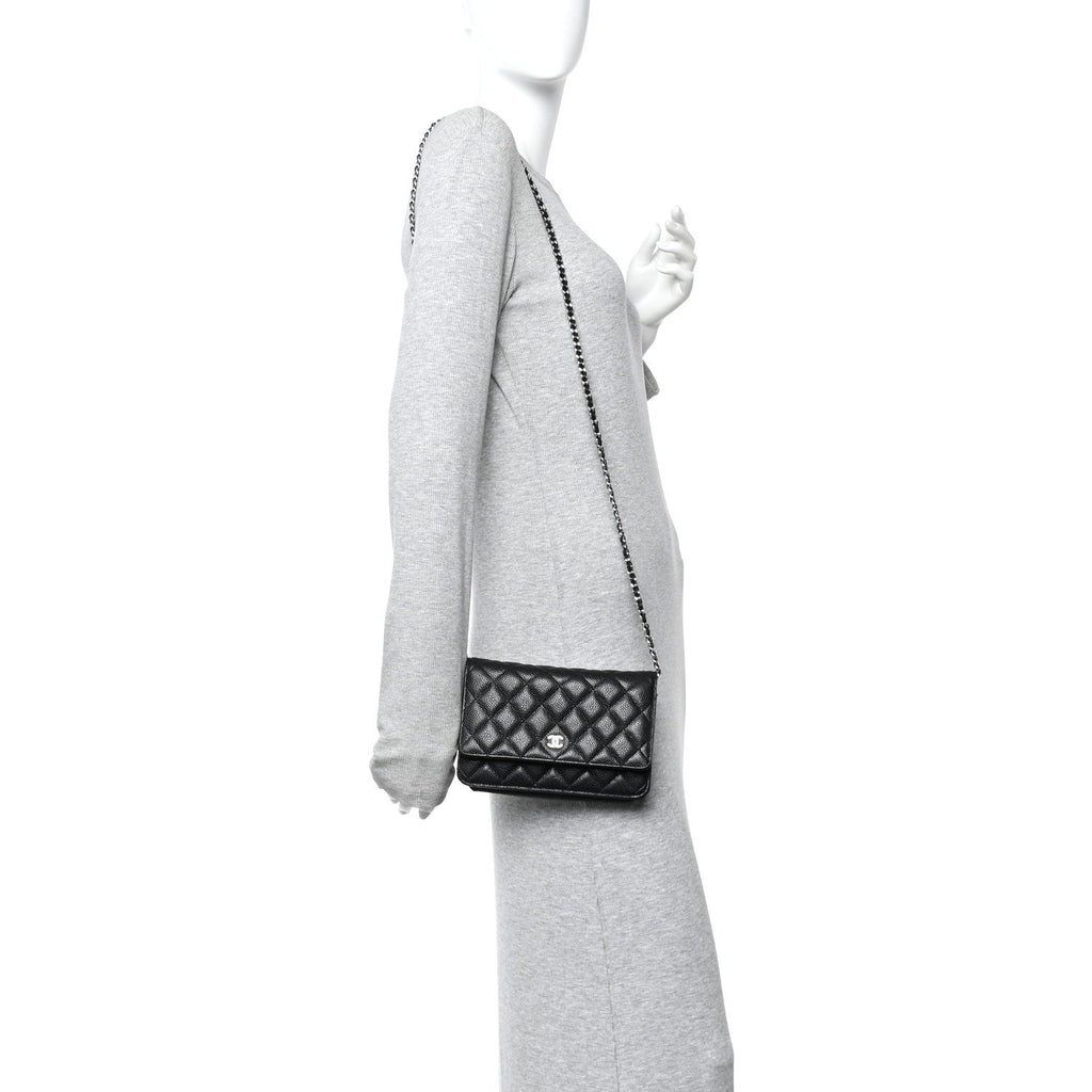 Caviar Quilted Wallet on Chain WOC Black
