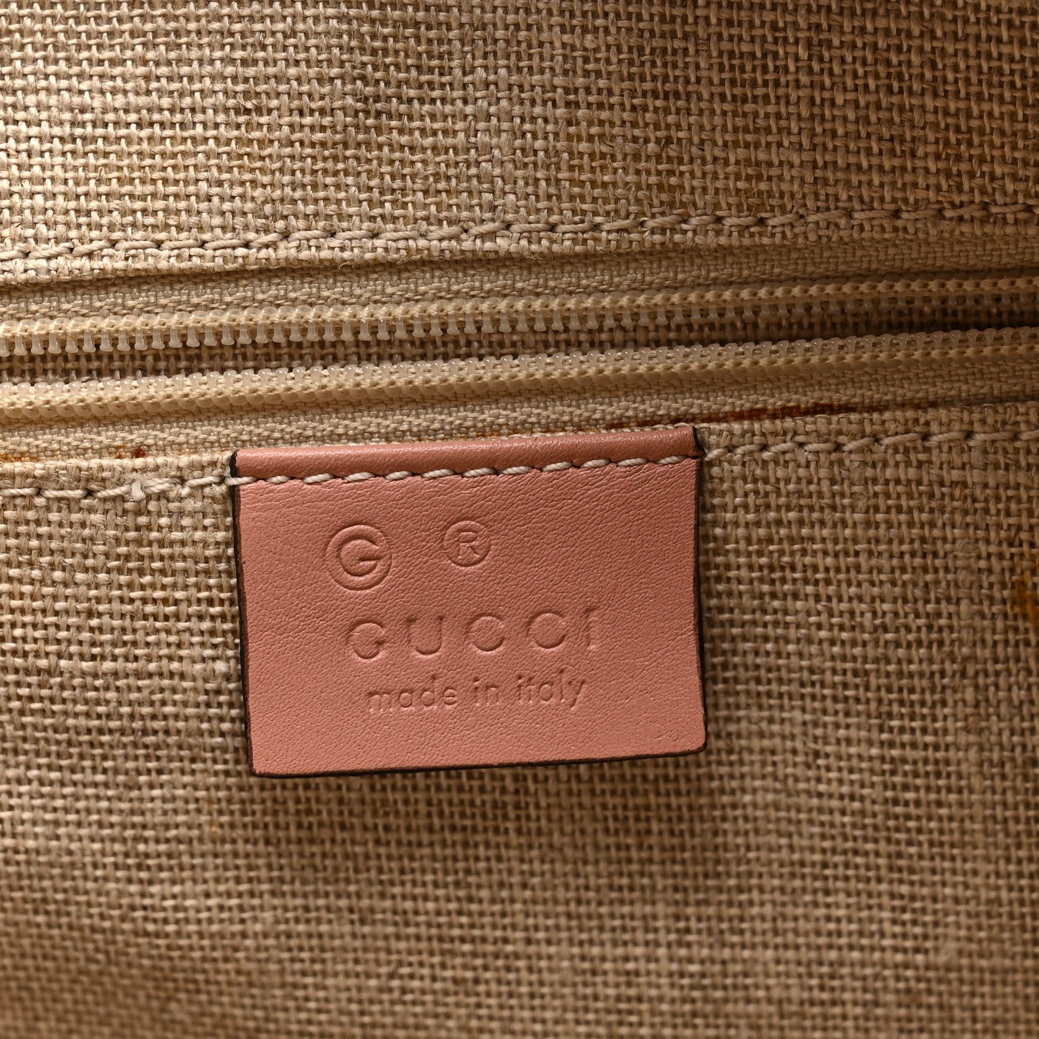 Soft Microguccissima Medium Bree Shoulder Bag Soft Pink