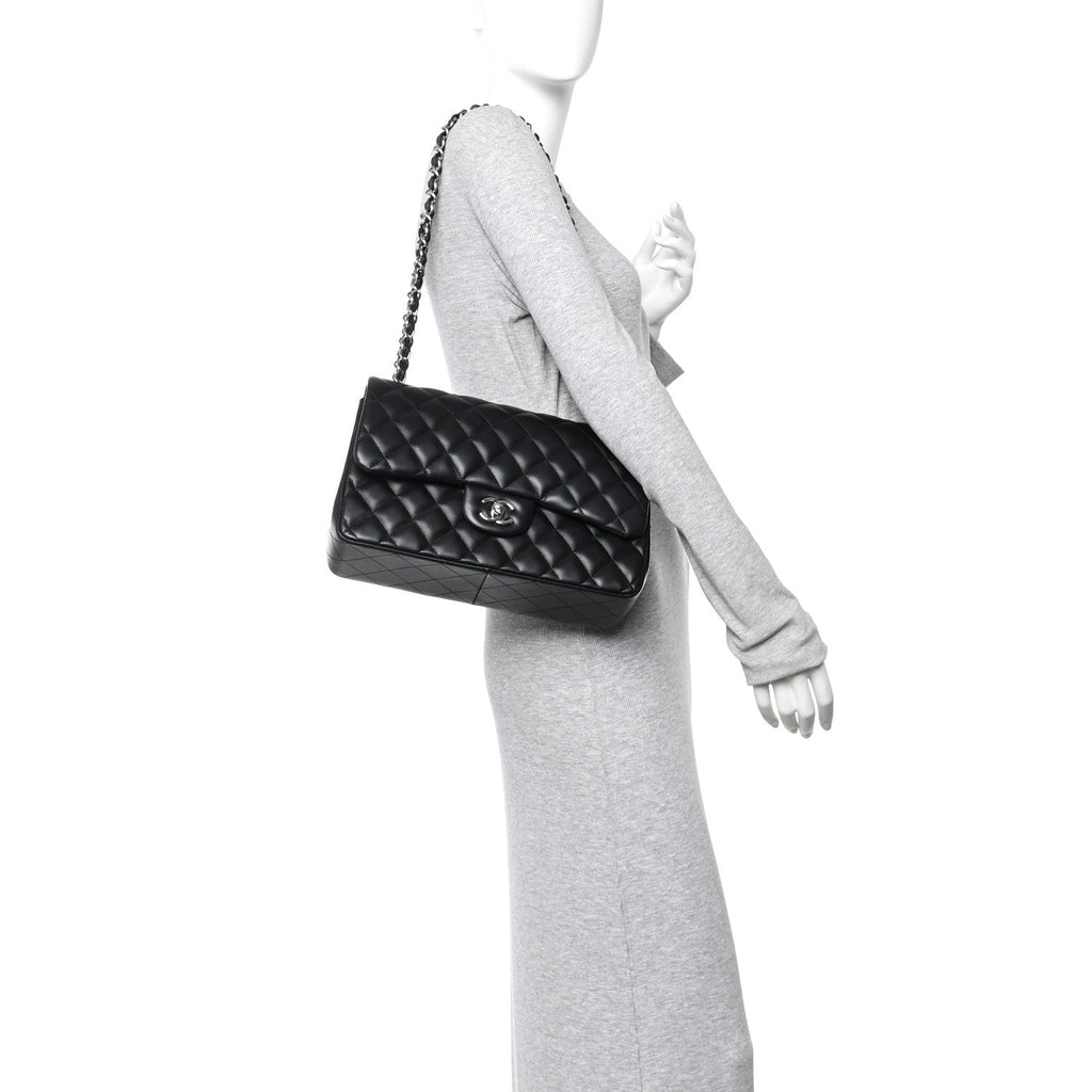 Lambskin Quilted Jumbo Double Flap Black