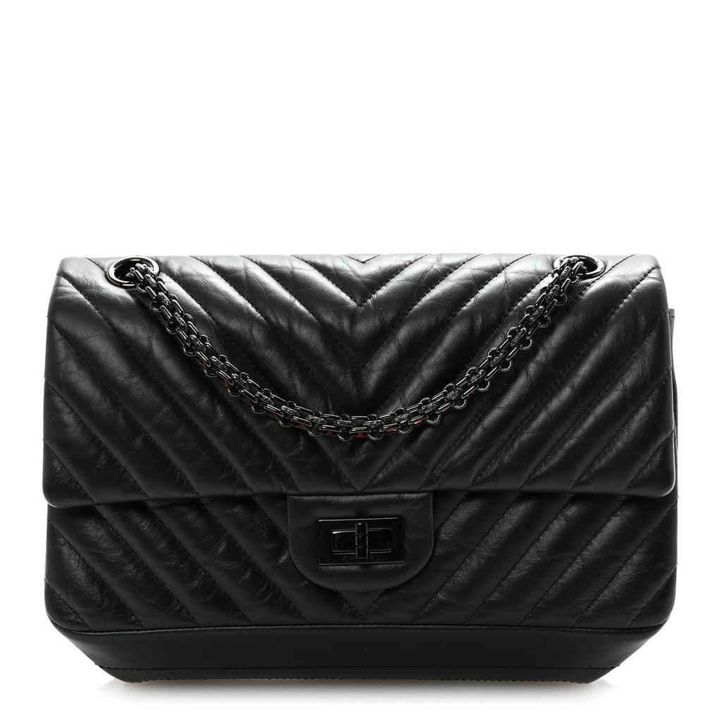 Aged Calfskin Chevron Quilted 2.55 Reissue 225 Flap So Black