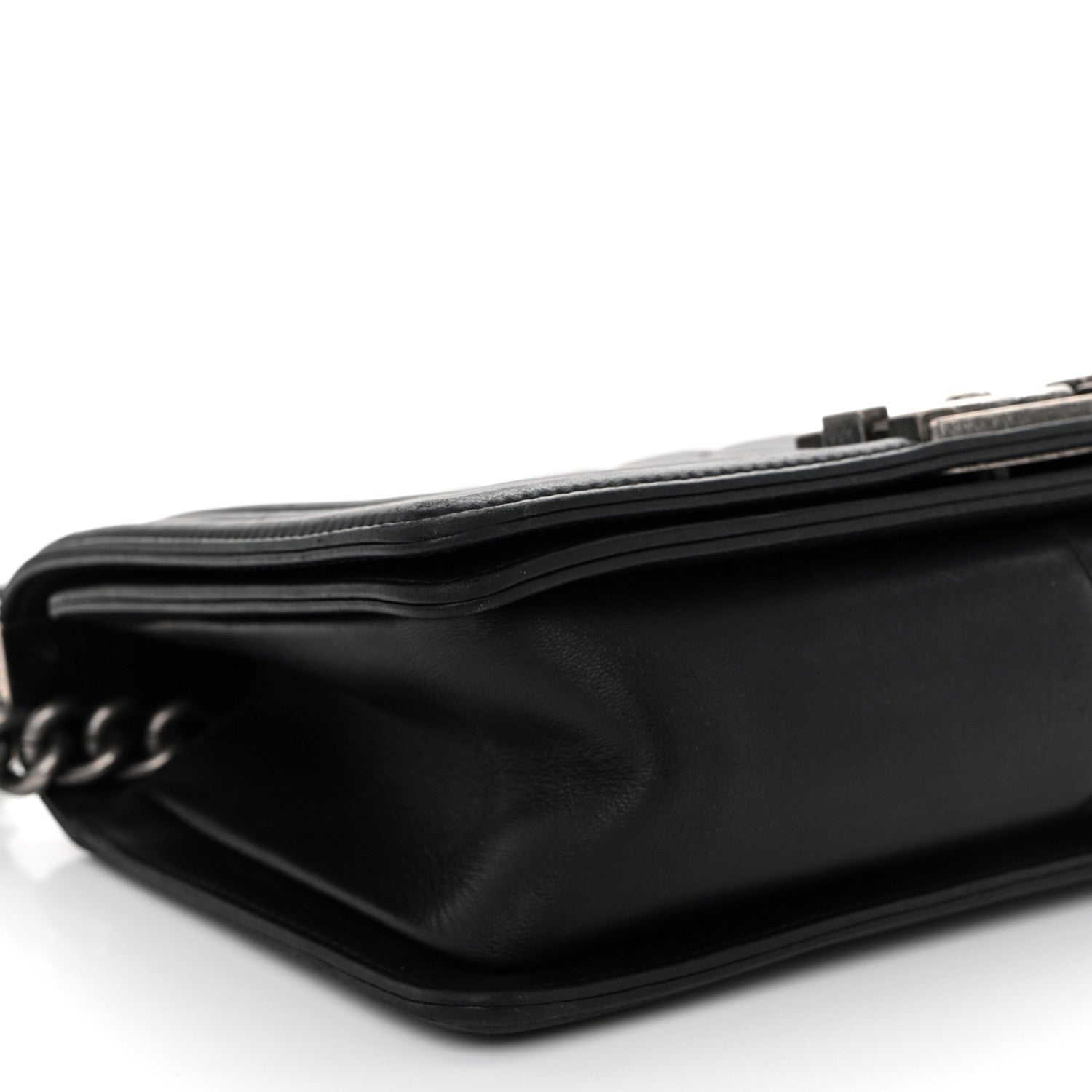 Lambskin Quilted Medium Boy Flap Black