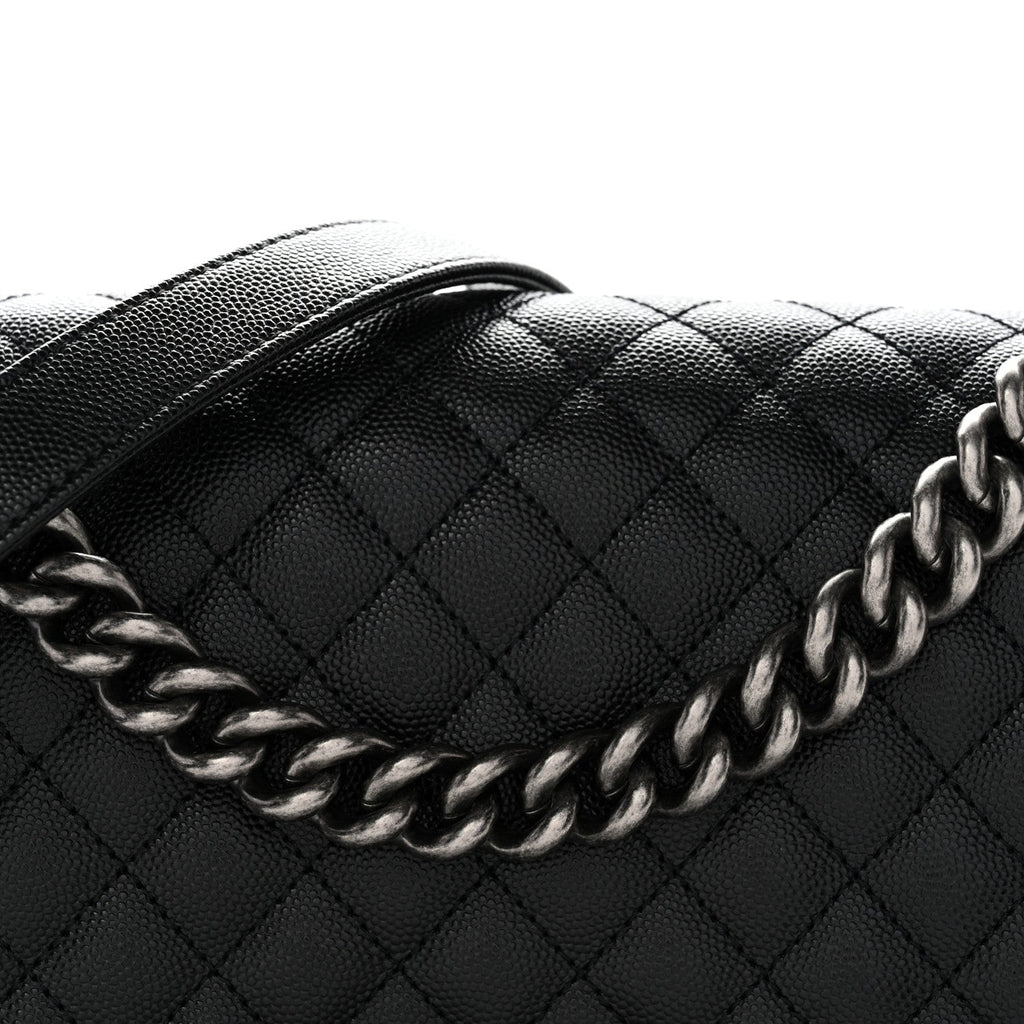 Caviar Quilted Medium Boy Flap Black