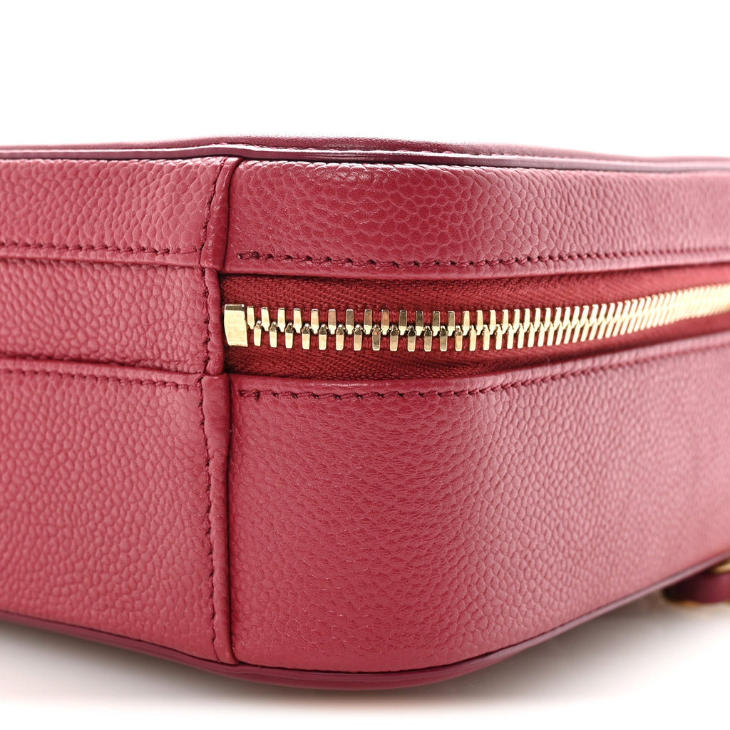 Caviar Quilted Medium CC Filigree Vanity Case Burgundy
